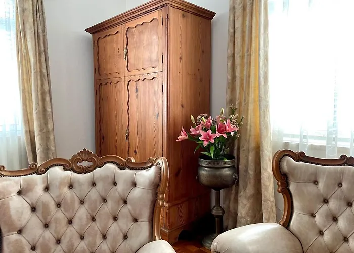 Casa As Oito * Angra do Heroísmo